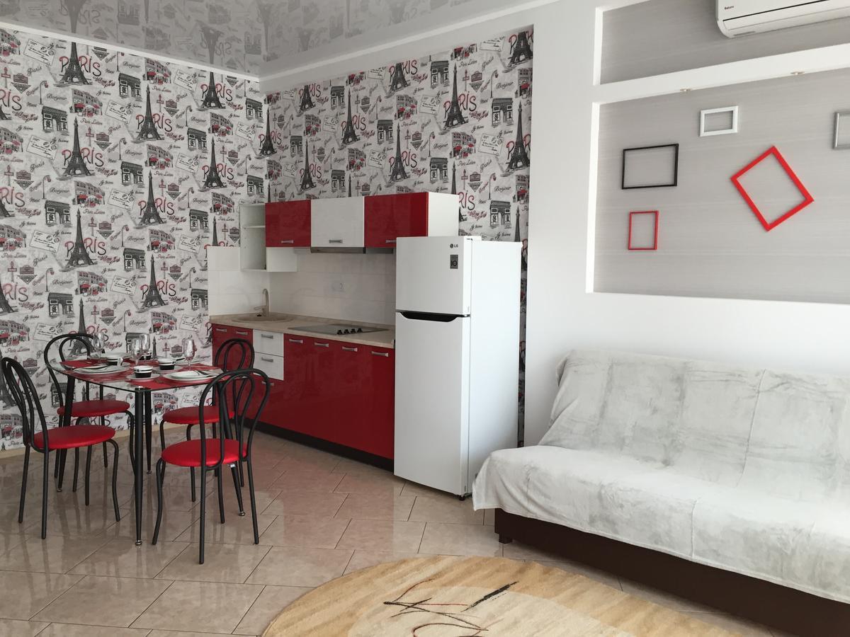 Апартаменты Town-House Golden Bugaz Каролино-Бугаз Экстерьер фото